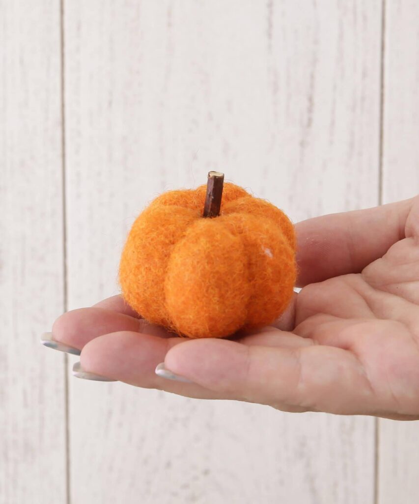 【HALLOWEEN】フェルトのミニかぼちゃ（オレンジ）商品画像